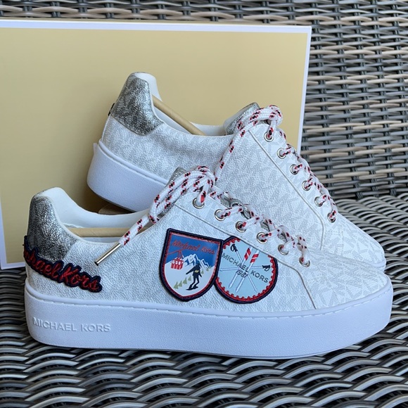 Michael Kors Poppy Lace Up MK Sig Small/MK Logo Ski Patch WMNS - Picture 6 of 16